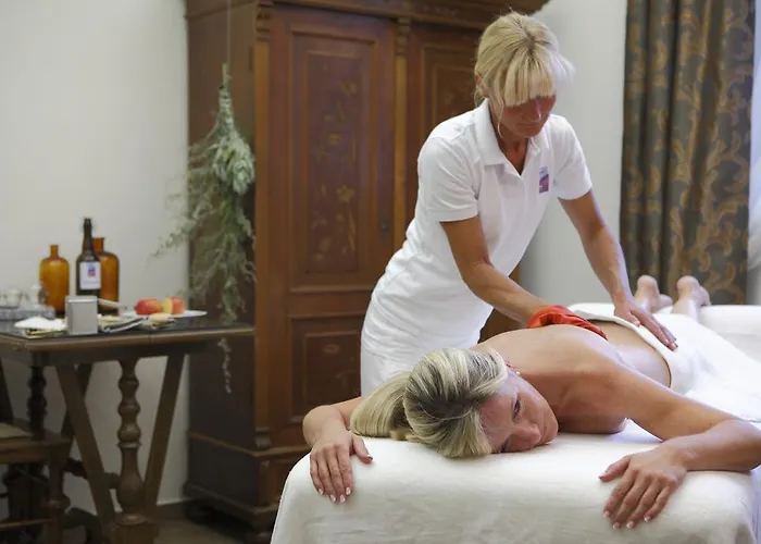 Hotel Curhaus Bad Kreuzen