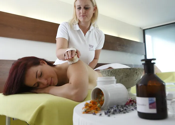 Hotel Curhaus Bad Kreuzen