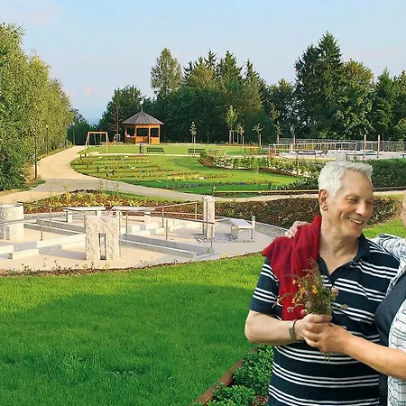 Curhaus Bad Kreuzen Hotel 3*