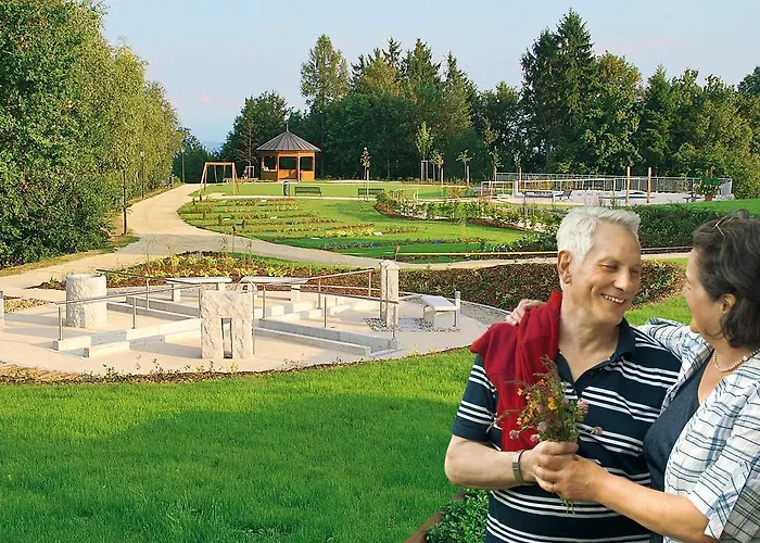 Curhaus Bad Kreuzen Отель 3*